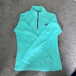 The North Face Women’s 1/4 Zip Fleece